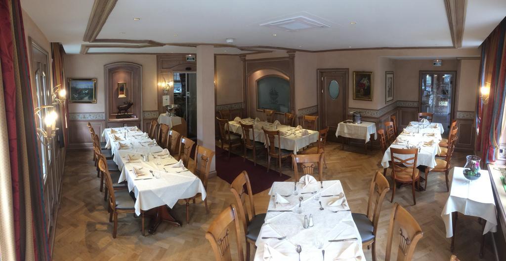 Logis Hotel Restaurant Au Cerf D'Or Strasbourg Ngoại thất bức ảnh